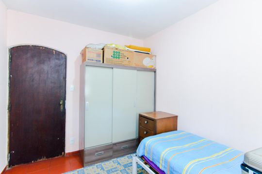 Quarto 1 de casa à venda com 2 quartos, 150m² em Jardim Leda, Guarulhos