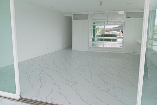 Sala de apartamento à venda com 2 quartos, 208m² em Barra da Tijuca, Rio de Janeiro