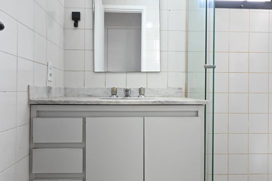 Banheiro Suíte  de apartamento à venda com 2 quartos, 62m² em Super Quadra Morumbi, São Paulo