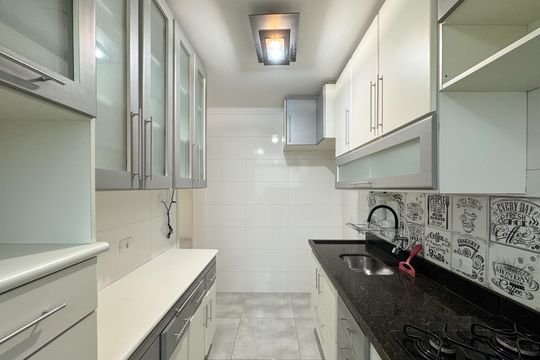 Cozinha de apartamento à venda com 3 quartos, 85m² em Demarchi, São Bernardo do Campo
