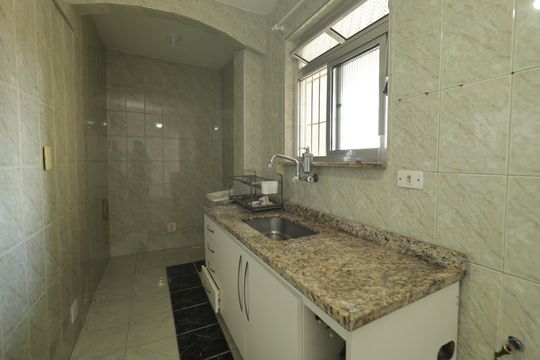 Cozinha e Área de Serviço de apartamento à venda com 1 quarto, 56m² em Liberdade, São Paulo