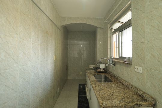 Cozinha e Área de Serviço de apartamento à venda com 1 quarto, 56m² em Liberdade, São Paulo