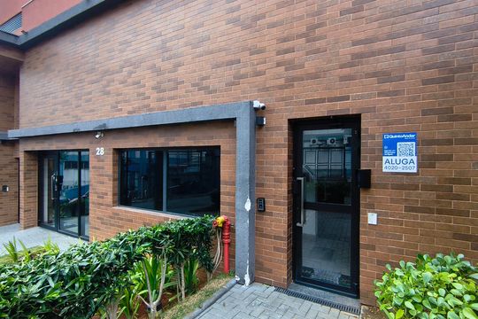 Fachada + Plaquinha de apartamento para alugar com 2 quartos, 67m² em Ipiranga, São Paulo