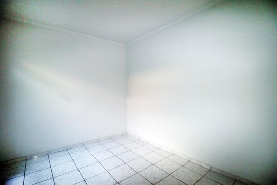 Quarto de casa à venda com 1 quarto, 47m² em Parada de Lucas, Rio de Janeiro