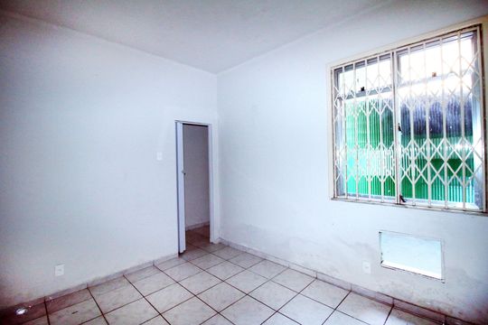 Quarto de casa à venda com 1 quarto, 47m² em Parada de Lucas, Rio de Janeiro
