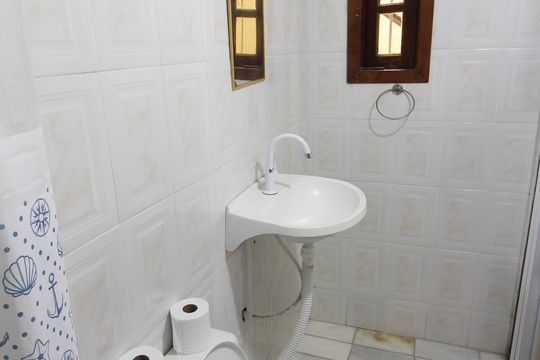 Casa para alugar com 5 quartos, 400m² em Palmeiras, Cabo Frio