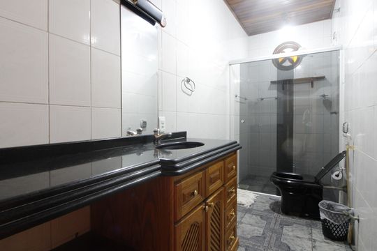 Casa para alugar com 5 quartos, 400m² em Palmeiras, Cabo Frio
