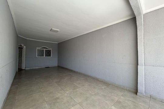 Garagem de casa à venda com 4 quartos, 280m² em Vicente Pires , Brasília