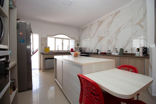 Cozinha de casa à venda com 4 quartos, 280m² em Vicente Pires , Brasília