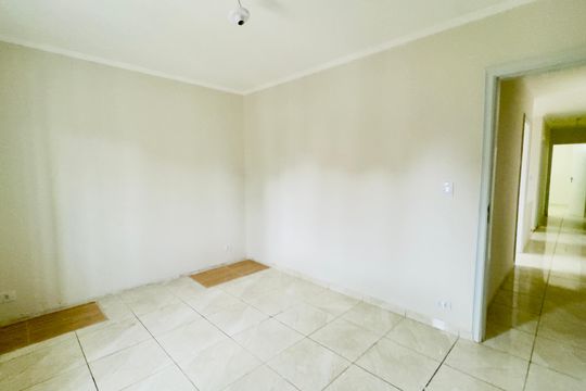 Quarto 3 de casa à venda com 3 quartos, 195m² em Jardim Santa Mena, Guarulhos