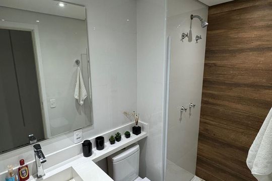Banheiro de apartamento à venda com 1 quarto, 60m² em Brás, São Paulo
