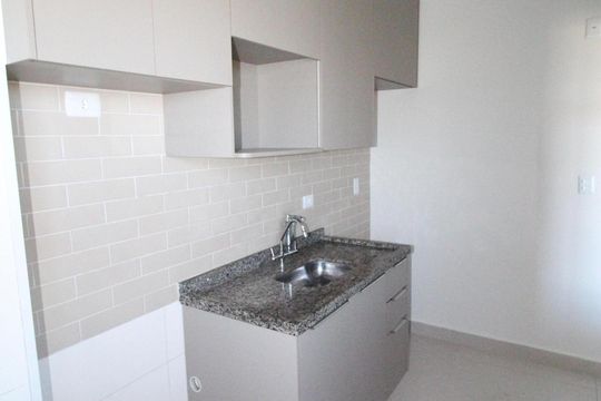 Cozinha de apartamento para alugar com 2 quartos, 64m² em Urbanova, São José dos Campos