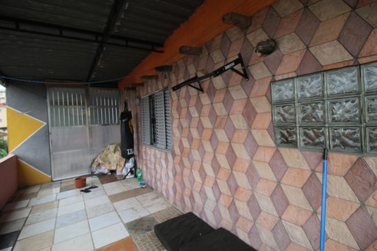 Varanda de kitnet/studio para alugar com 1 quarto, 20m² em Brás de Pina, Rio de Janeiro