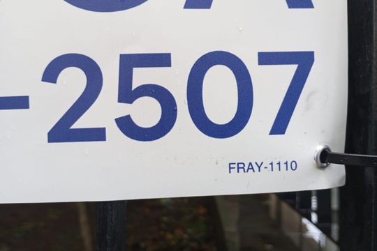 Placa FRAY-1110 de apartamento para alugar com 3 quartos, 138m² em Liberdade, São Paulo