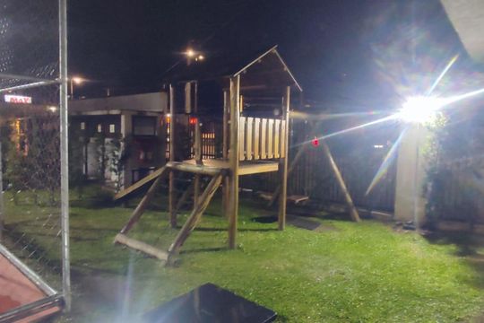 Área externa de apartamento para alugar com 2 quartos, 45m² em Afonso Pena, São José dos Pinhais