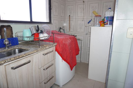 Lavanderia de apartamento para alugar com 2 quartos, 48m² em Jardim Vitória, Embu das Artes