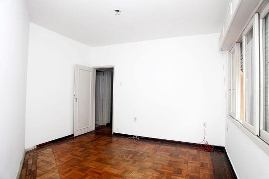 Quarto 2 de apartamento à venda com 3 quartos, 71m² em Santana, Porto Alegre