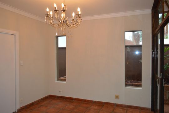 Sala de Jantar de casa de condomínio para alugar com 5 quartos, 256m² em Ribeirânia, Ribeirão Preto