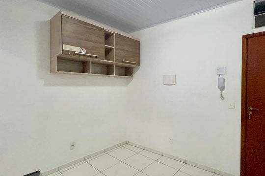 Studio de kitnet/studio para alugar com 1 quarto, 28m² em Cerqueira César, São Paulo