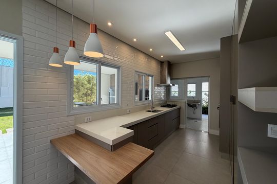 Casa de Condomínio para alugar com 4 quartos, 239m² em Vale Azul, Jundiaí