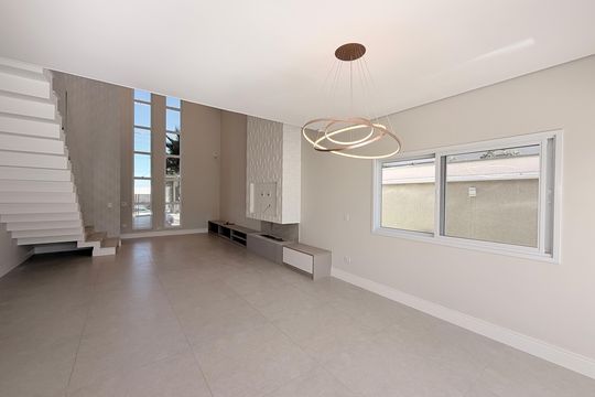 Casa de Condomínio para alugar com 4 quartos, 239m² em Vale Azul, Jundiaí