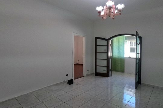 Casa para alugar com 3 quartos, 116m² em Marapé, Santos