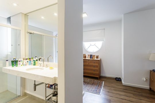 Quarto Suíte de apartamento para alugar com 1 quarto, 85m² em Vila Nova Conceição, São Paulo
