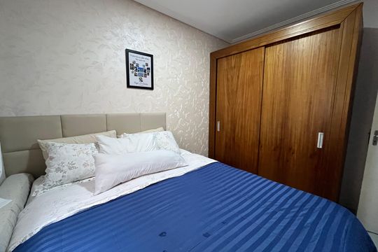 Quarto de apartamento à venda com 2 quartos, 60m² em Vila Vitorio Mazzei, São Paulo