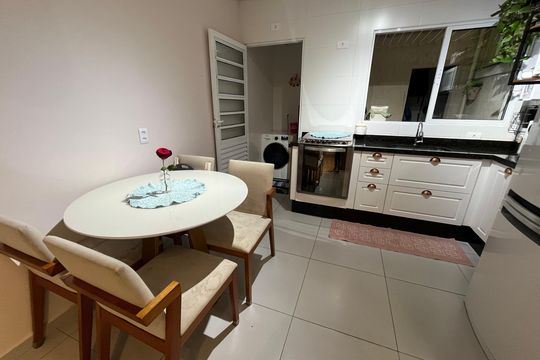 Cozinha de apartamento à venda com 2 quartos, 60m² em Vila Vitorio Mazzei, São Paulo