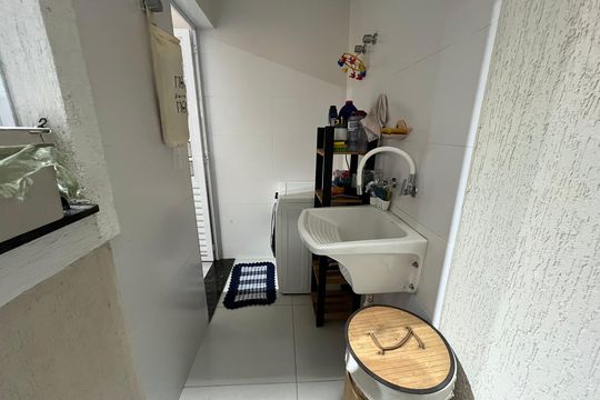 Área de Serviço de apartamento à venda com 2 quartos, 60m² em Vila Vitorio Mazzei, São Paulo