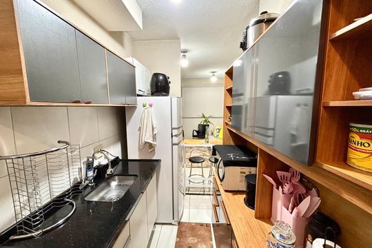 Cozinha de apartamento à venda com 2 quartos, 40m² em São Pedro, Osasco