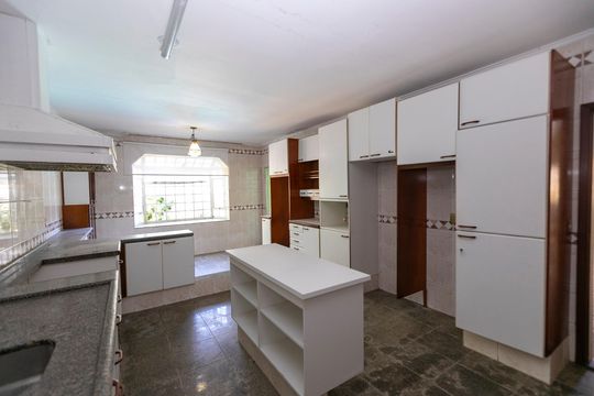 COZINHA de casa de condomínio à venda com 7 quartos, 612m² em Jardim Botânico (sousas), Campinas