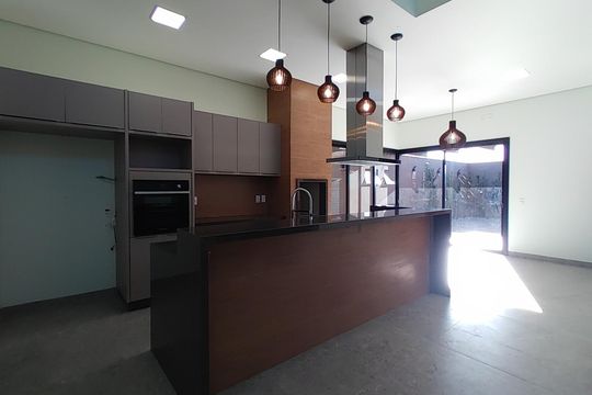 Cozinha de casa de condomínio para alugar com 4 quartos, 180m² em Novo Mundo, Uberlândia
