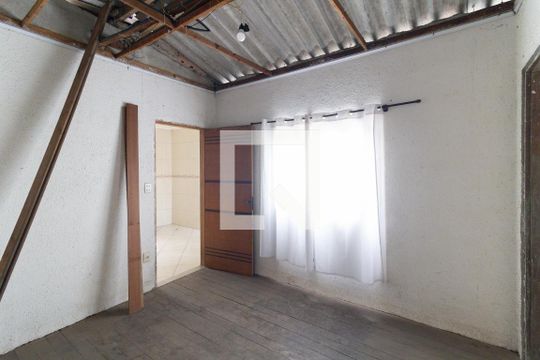 Casa à venda com 1 quarto, 140m² em Sacomã, São Paulo