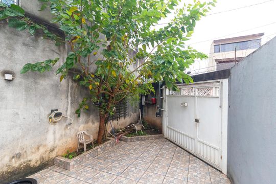Garagem de casa para alugar com 2 quartos, 90m² em Vila Verde, São Paulo