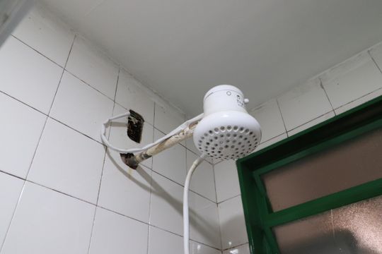 Banheiro  de apartamento para alugar com 1 quarto, 28m² em Centro, Ribeirão Preto
