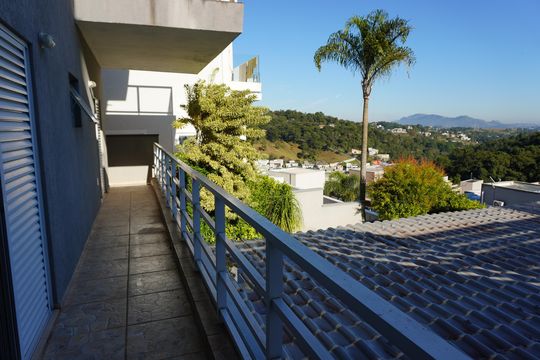 Sacada de casa de condomínio para alugar com 2 quartos, 296m² em Parque Sinai, Santana de Parnaíba
