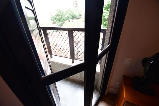 Quarto - Sacada de apartamento à venda com 1 quarto, 65m² em Cambuí, Campinas