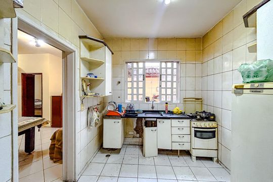 Cozinha de casa para alugar com 2 quartos, 145m² em Vila Esperança, São Paulo