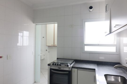 Cozinha  de apartamento para alugar com 4 quartos, 100m² em Vila Dayse, São Bernardo do Campo