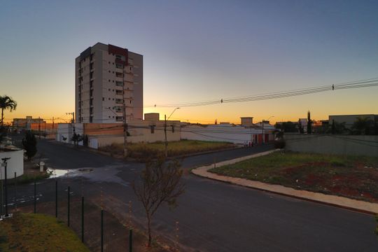 Vista de apartamento para alugar com 2 quartos, 55m² em Novo Mundo, Uberlândia
