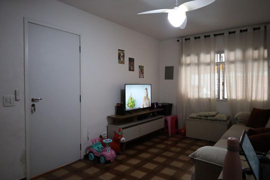 Sala de casa à venda com 3 quartos, 120m² em Cupecê, São Paulo