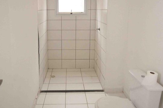 Banheiro de apartamento para alugar com 2 quartos, 49m² em Jardim Iguatemi, São Paulo