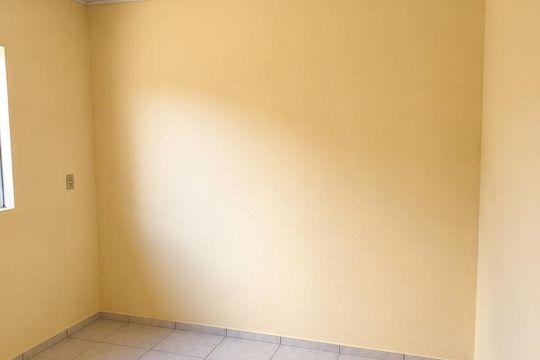 Quarto de casa de condomínio para alugar com 1 quarto, 39m² em São José, Porto Alegre