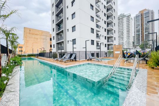 Área comum - Piscina de apartamento para alugar com 1 quarto, 24m² em Vila Yara, Osasco