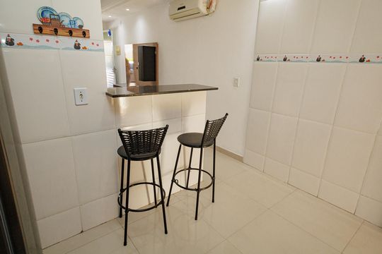 Cozinha de casa de condomínio para alugar com 2 quartos, 60m² em Campo Grande, Rio de Janeiro