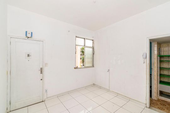 Apartamento à venda com 1 quarto, 50m² em Brás de Pina, Rio de Janeiro