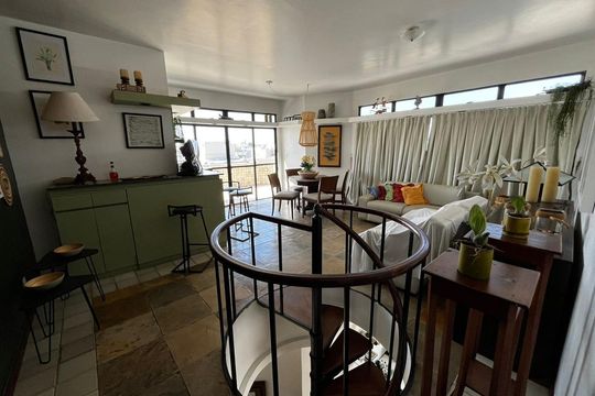 Sala de apartamento para alugar com 3 quartos, 185m² em Ogiva, Cabo Frio