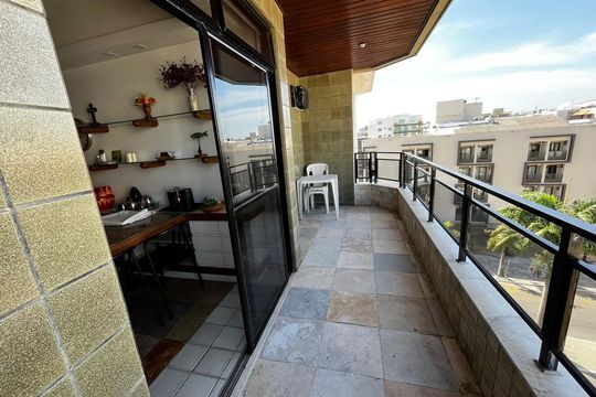 Varanda de apartamento para alugar com 3 quartos, 185m² em Ogiva, Cabo Frio