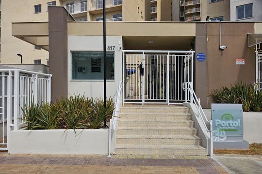 Fachada de apartamento para alugar com 2 quartos, 36m² em Bom Retiro, São Paulo